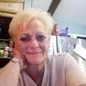 Meet your Posher, Karla